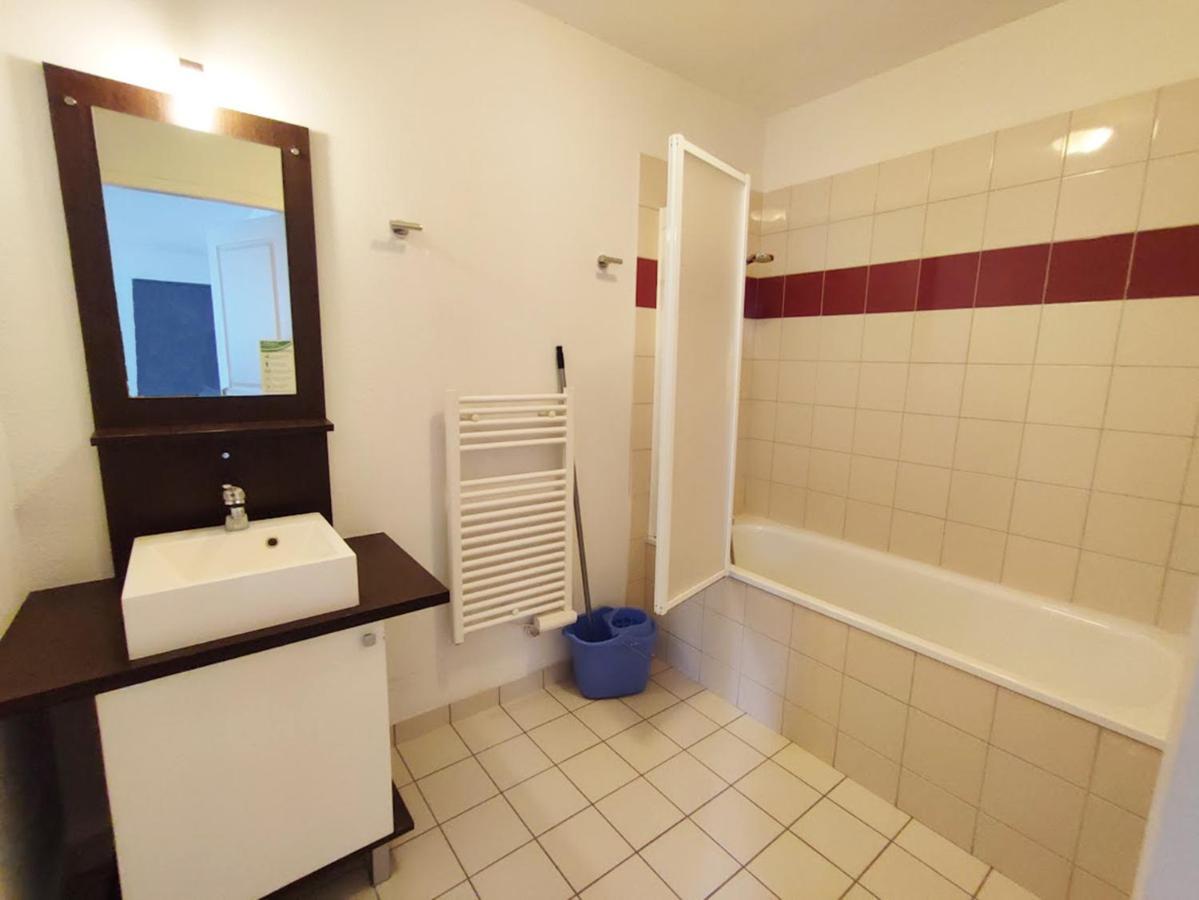 Le Venasque, T2, Centre Luchon, Wifi, Casier A Ski, Ascenseur, 4 Personnes Bagnères-de-Luchon Exterior foto